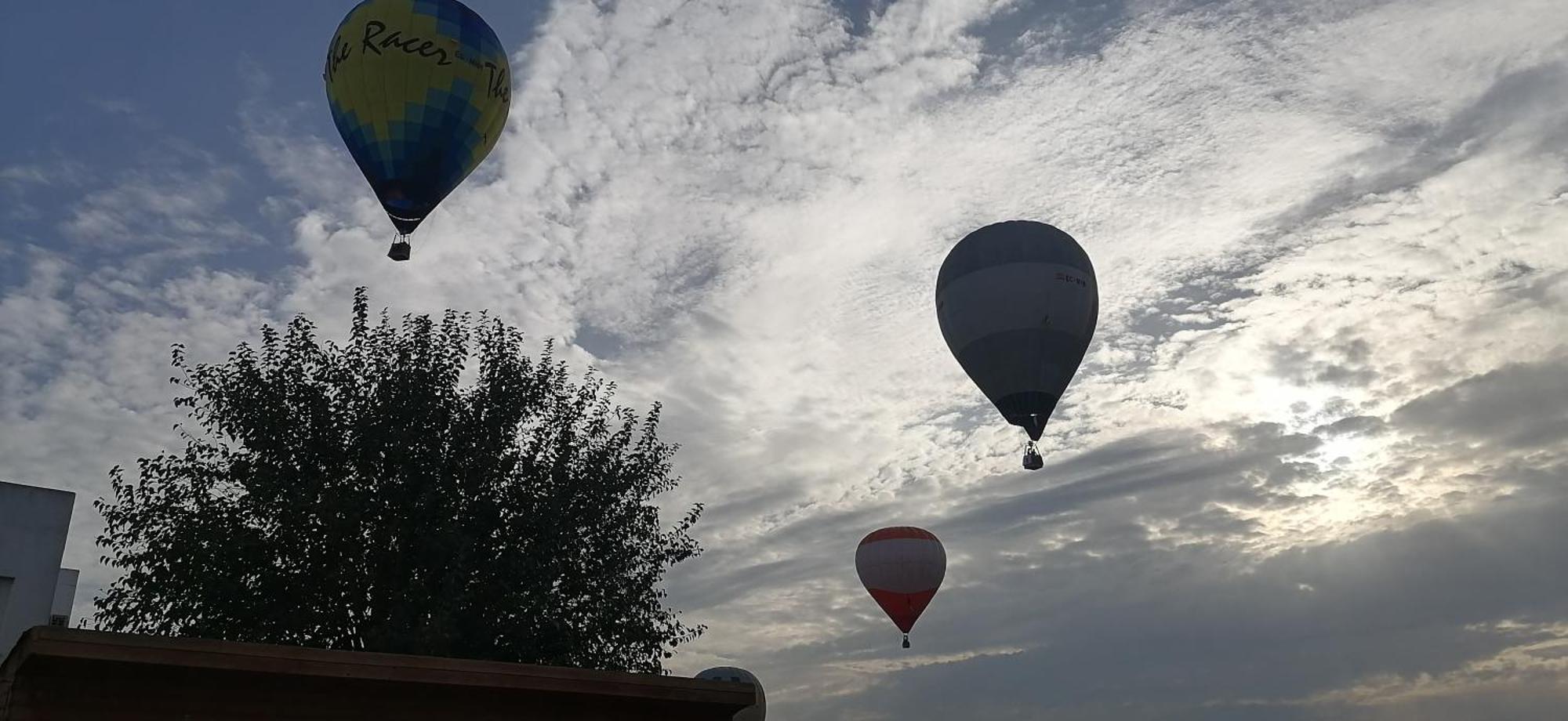 Cabana El Salto Del Duende Villa Carrion de Los Cespedes ภายนอก รูปภาพ